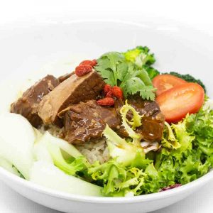 Geschmortes Rindfleisch Bowl